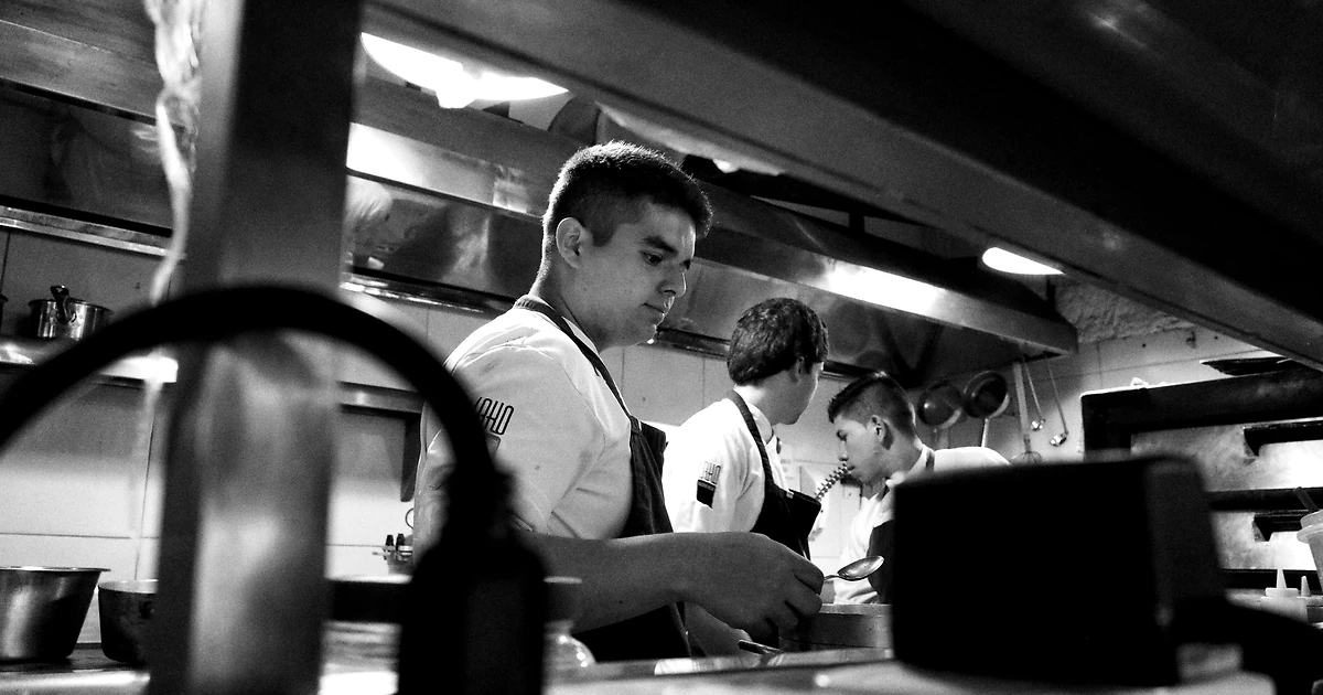 Budget formation OPCO d'un restaurant : les plafonds AKTO 2026